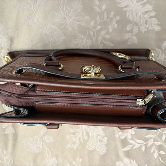 Elegant Brown Crocodile Embossed Satchel and Wallet Set - Picture 8 of 12